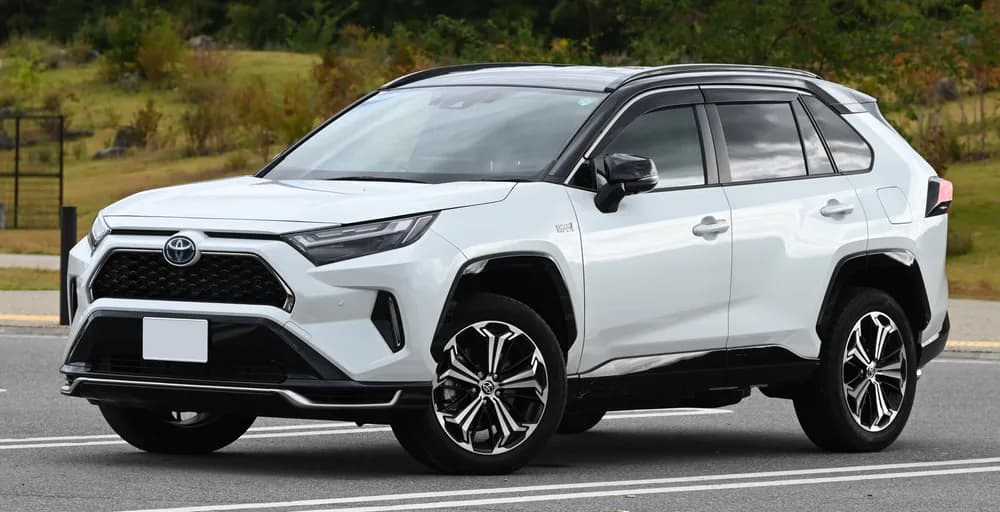 Toyota RAV4 Hybrid 2021 у каталозі на сайті дилера